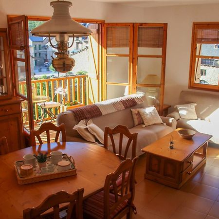 Apartament Montsent Rialp Dış mekan fotoğraf